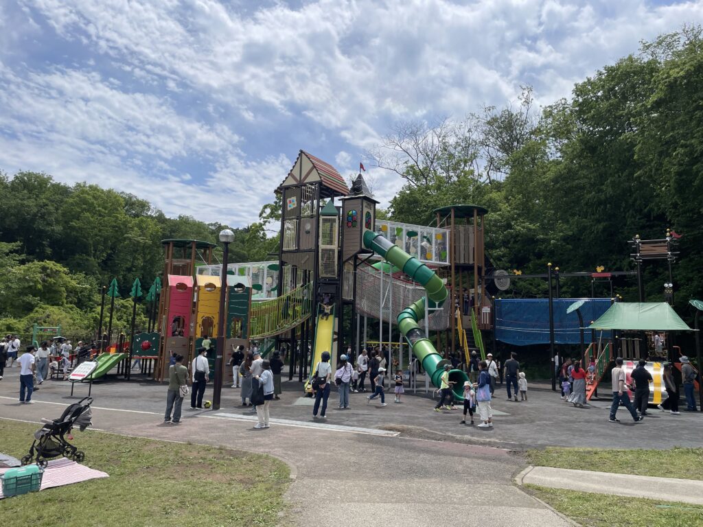 荻野運動公園の遊具コーナー